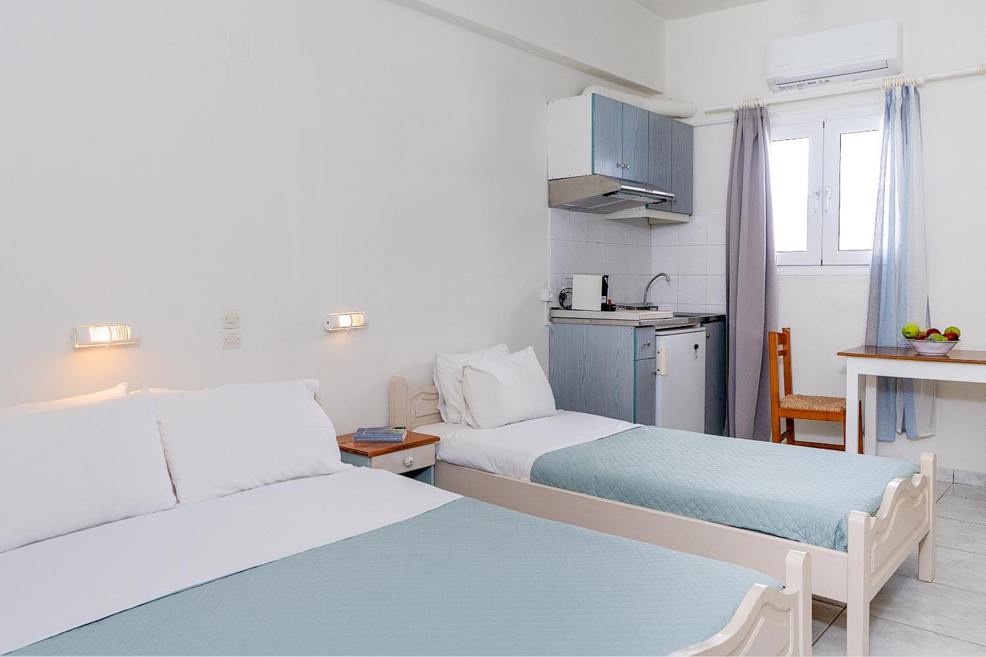 Giant Woman Apartment Tsoútsouros Екстериор снимка